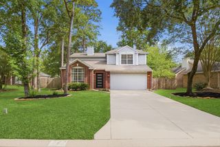 6 Hawkseye Place, The Woodlands, TX 77381