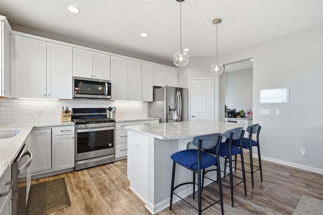 5505 Annapolis Lane N, Plymouth, MN 55356