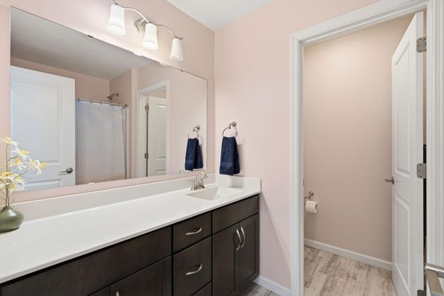 5505 Annapolis Lane N, Plymouth, MN 55356