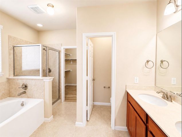 15618 Whisper Woods Drive, Cypress, TX 77429