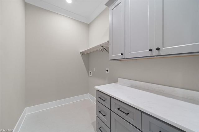 3973 Valley View Circle, Clemmons, NC 27012