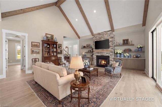 3973 Valley View Circle, Clemmons, NC 27012