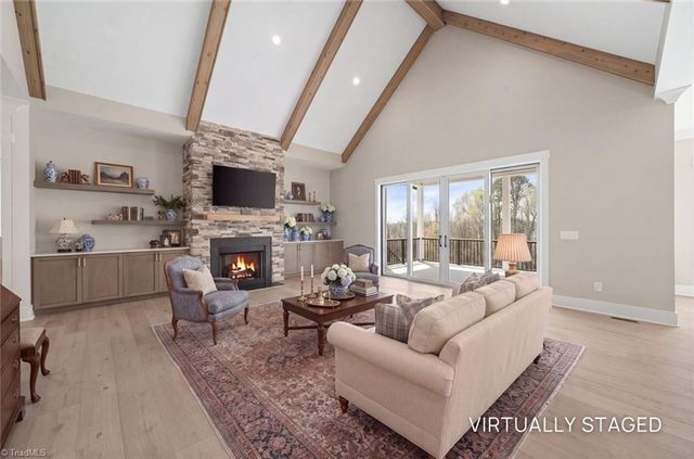 3973 Valley View Circle, Clemmons, NC 27012