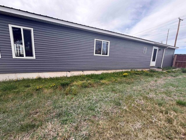 711 WALTERSCHEID BL, Cheyenne, WY 82007