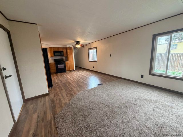 711 WALTERSCHEID BL, Cheyenne, WY 82007