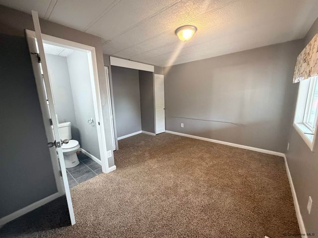 711 WALTERSCHEID BL, Cheyenne, WY 82007