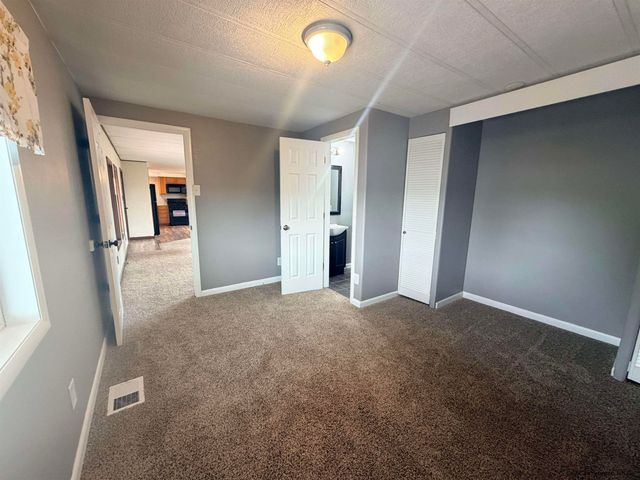 711 WALTERSCHEID BL, Cheyenne, WY 82007