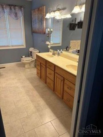 3004 Layhigh Road, Hamilton, OH 45013