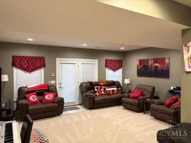 3004 Layhigh Road, Hamilton, OH 45013