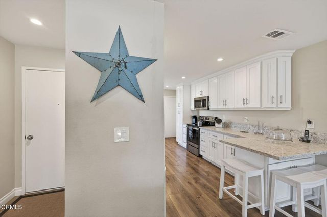 26102 Village 26, Camarillo, CA 93012