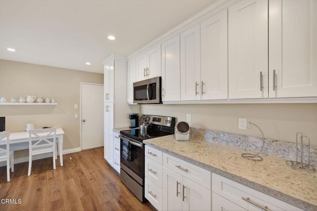 26102 Village 26, Camarillo, CA 93012