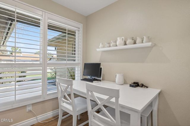 26102 Village 26, Camarillo, CA 93012