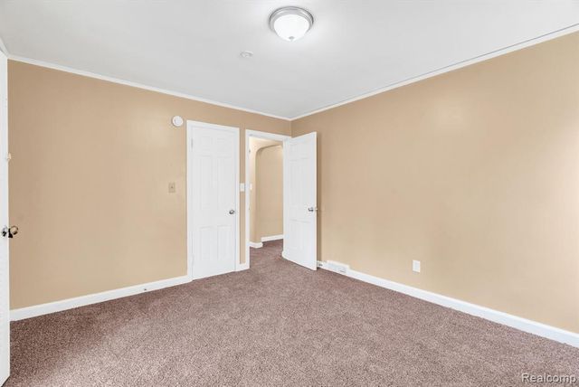 20033 Sorrento Street, Detroit, MI 48235
