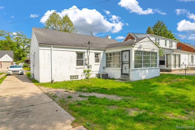 20033 Sorrento Street, Detroit, MI 48235