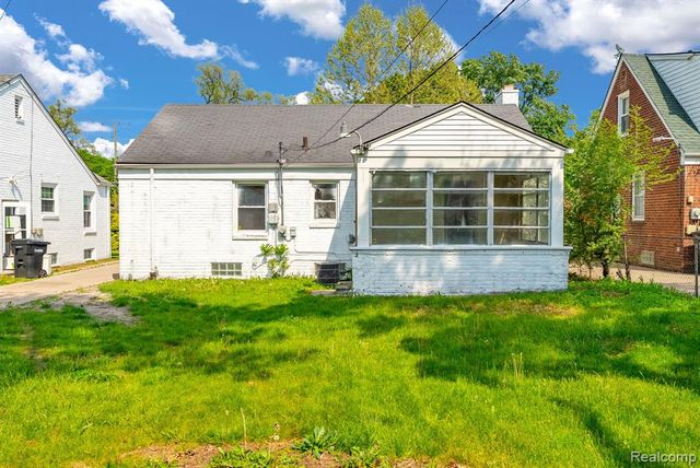20033 Sorrento Street, Detroit, MI 48235