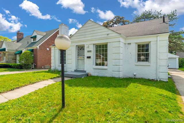 20033 Sorrento Street, Detroit, MI 48235