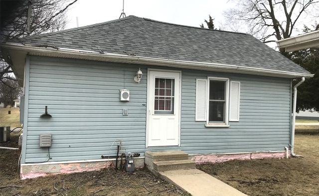 211 NE 3rd Street, Melcher Dallas, IA 50062