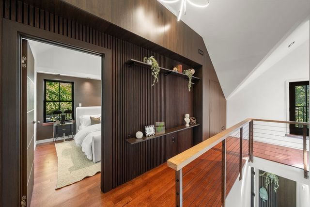 302 Elliot St. Carriage House N 3, Newton, MA 02464