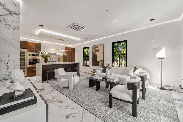 302 Elliot St. Carriage House N 3, Newton, MA 02464