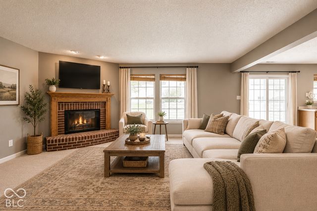 6809 W Dover Place, Mccordsville, IN 46055