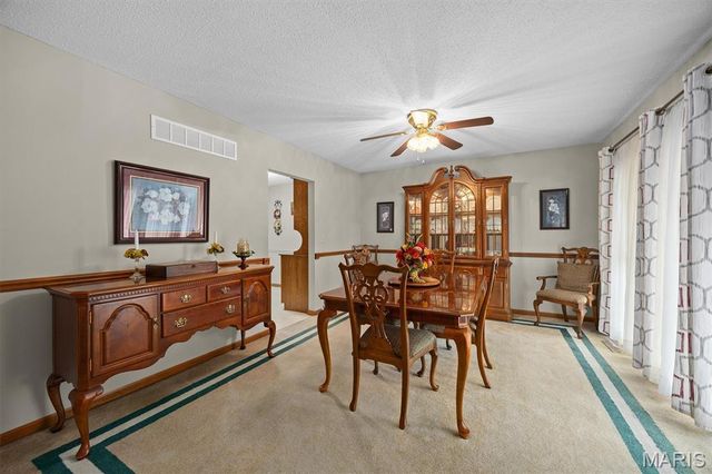840 Vicksburg Drive, Belleville, IL 62221