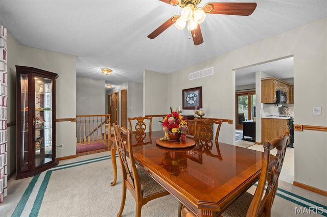 840 Vicksburg Drive, Belleville, IL 62221