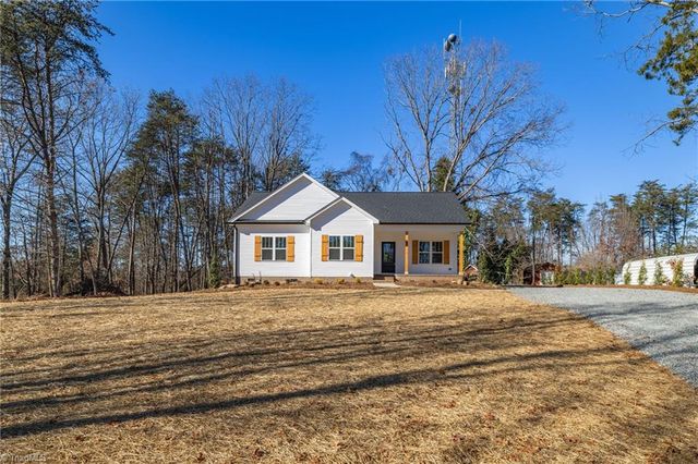 1871 Mount Carmel Church Road, Reidsville, NC 27320