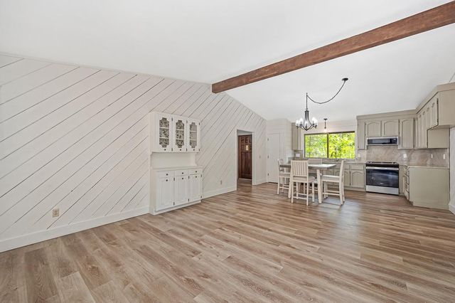 15358 Sky Pines Rd, Grass Valley, CA 95949