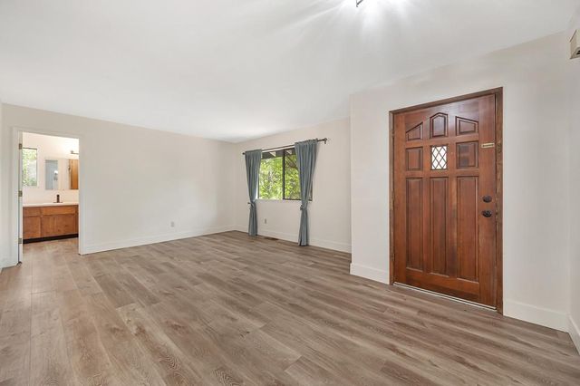 15358 Sky Pines Rd, Grass Valley, CA 95949