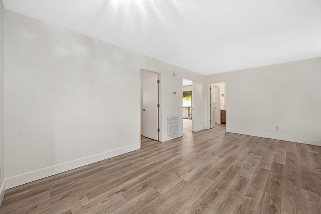 15358 Sky Pines Rd, Grass Valley, CA 95949