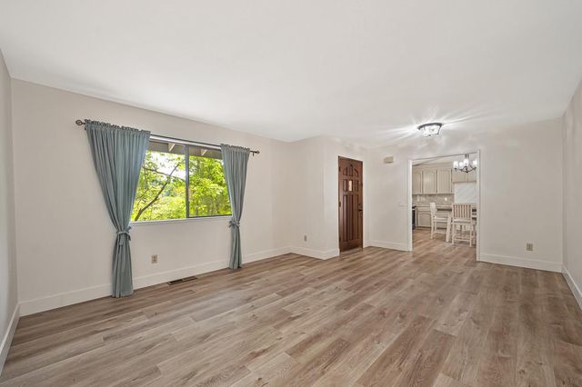 15358 Sky Pines Rd, Grass Valley, CA 95949