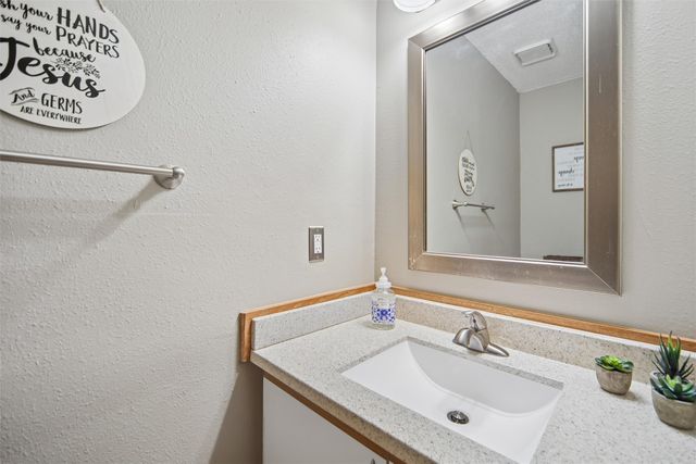 3631 SE 23rd Street, Des Moines, IA 50320