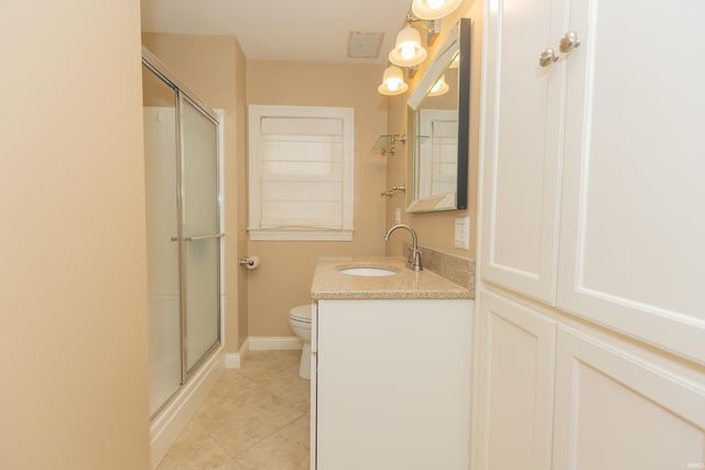 13630 Big Cynthiana Road, Evansville, IN 47720