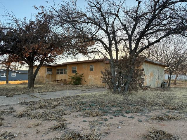 701 S 14th Street, Brownfield, TX 79316