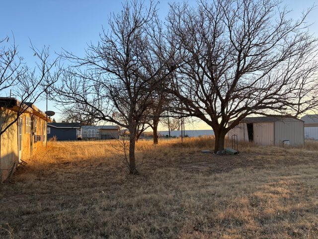 701 S 14th Street, Brownfield, TX 79316