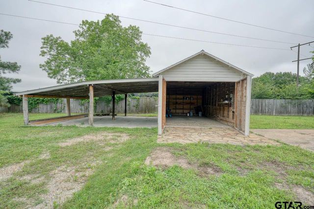 17597 CR 452, Lindale, TX 75771
