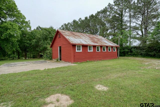 17597 CR 452, Lindale, TX 75771