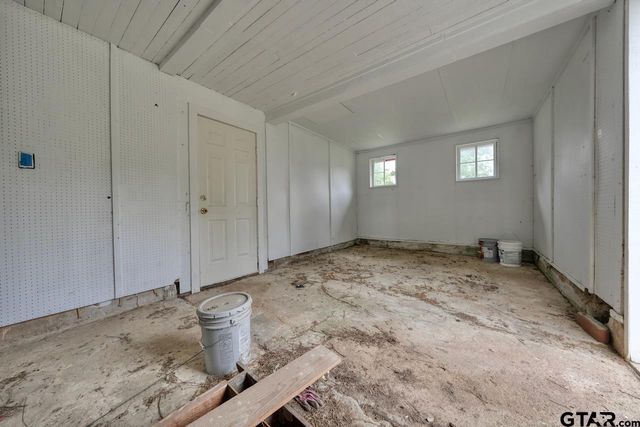17597 CR 452, Lindale, TX 75771