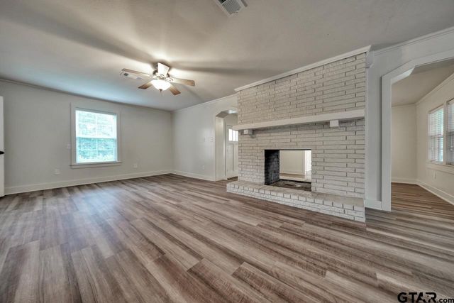 17597 CR 452, Lindale, TX 75771