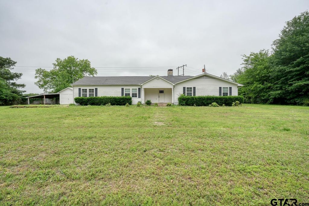 17597 CR 452, Lindale, TX 75771