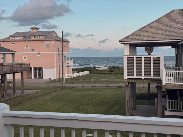 2408 Sandpiper, Crystal Beach, TX 77650