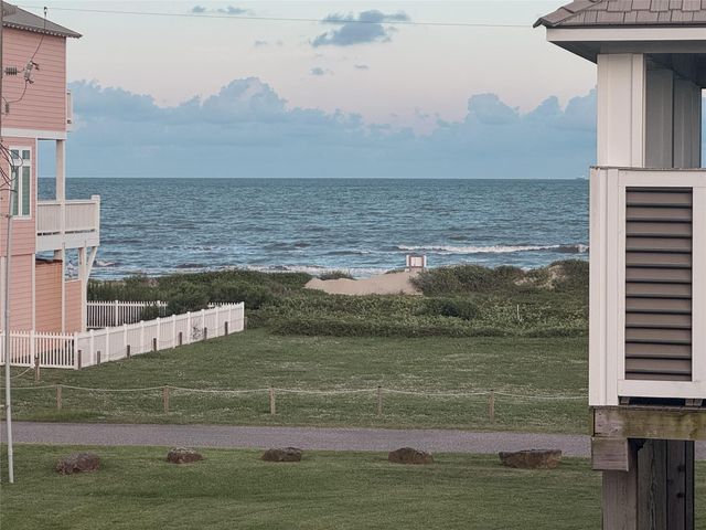 2408 Sandpiper, Crystal Beach, TX 77650