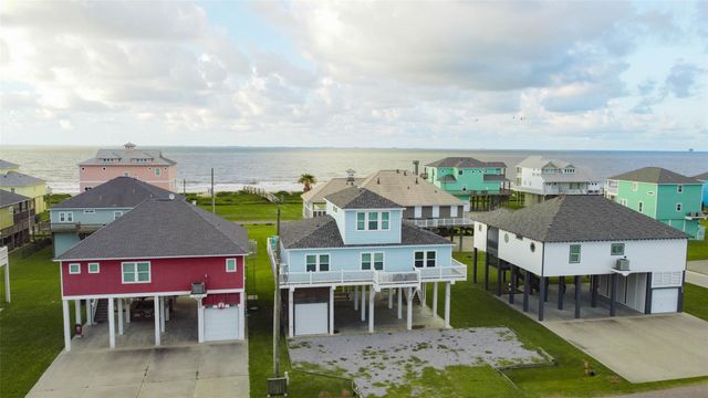 2408 Sandpiper, Crystal Beach, TX 77650