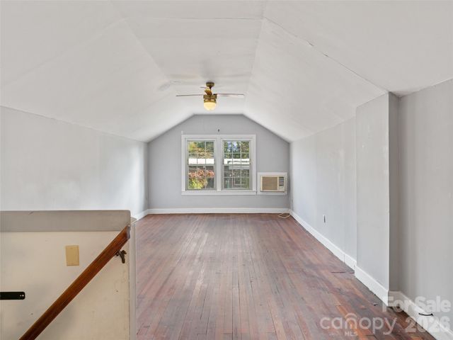 147 Walnut Avenue, Spruce Pine, NC 28777