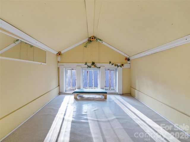 147 Walnut Avenue, Spruce Pine, NC 28777