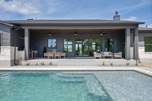 505 Kasen CIR, Liberty Hill, TX 78642