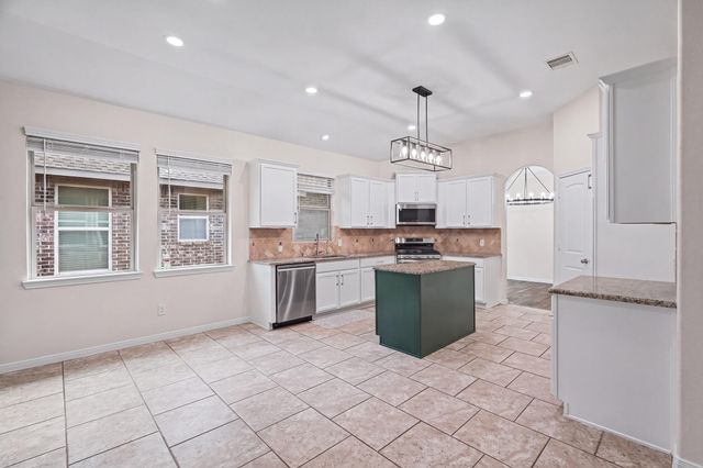 8806 Alicia Drive, Tomball, TX 77375