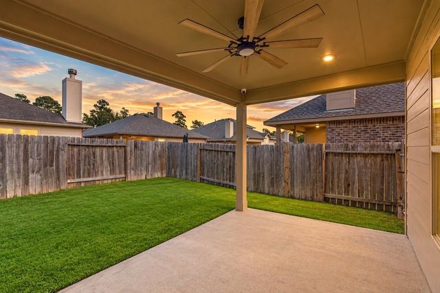 8806 Alicia Drive, Tomball, TX 77375