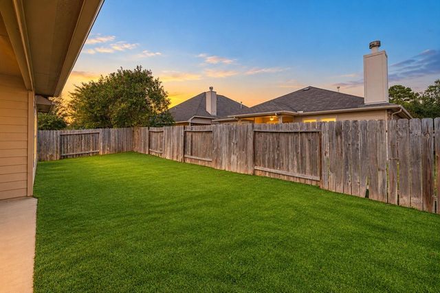 8806 Alicia Drive, Tomball, TX 77375