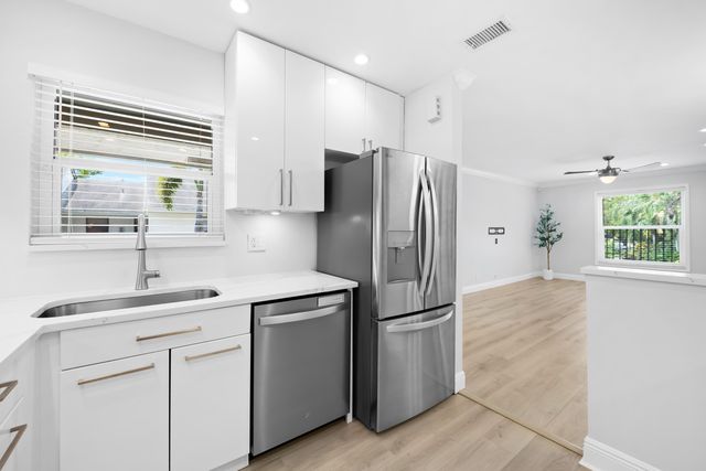 4664 NW 22nd Street, Coconut Creek, FL 33063